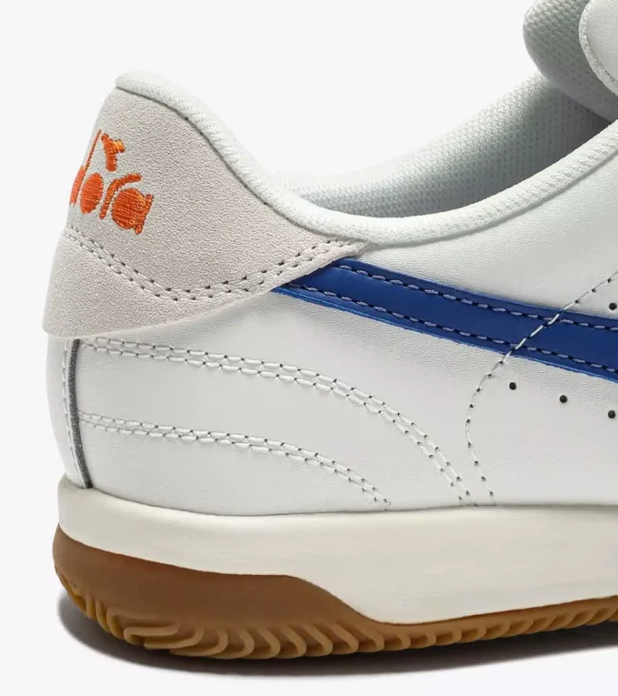 Seúl Zapatillas de cuero inspiradas en las terrazas interiores Seúl Zapatillas de cuero inspiradas en las terrazas interiores
