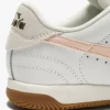 Seúl Zapatillas de cuero inspiradas en las terrazas interiores Seúl Zapatillas de cuero inspiradas en las terrazas interiores