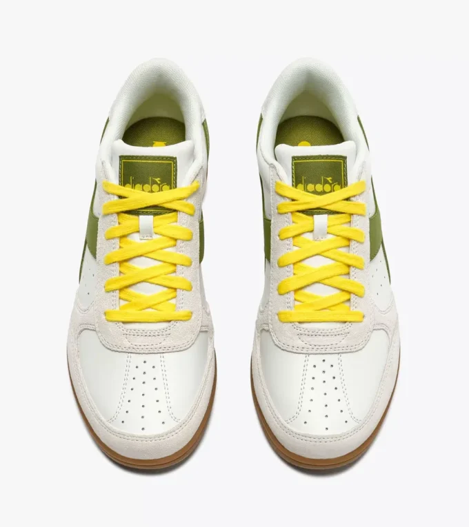Seúl Zapatillas de cuero inspiradas en las terrazas interiores Seúl Zapatillas de cuero inspiradas en las terrazas interiores