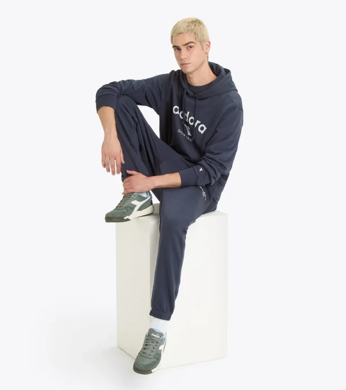 Sudadera con capucha Athl. Logo Hoodie – Unisex Sudadera con capucha Athl. Logo Hoodie – Unisex