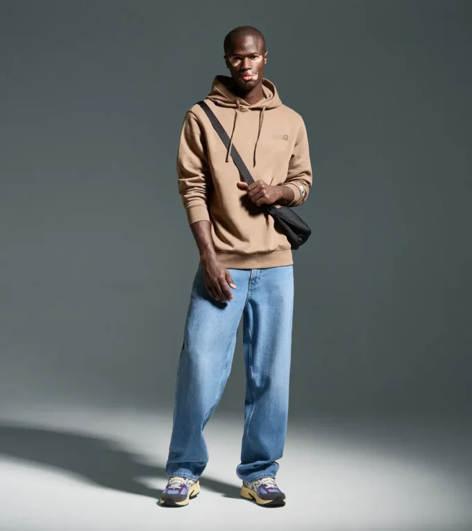 Sudadera con capucha Athl. Logo Sudadera con capucha informal Sudadera con capucha Athl. Logo Sudadera con capucha informal