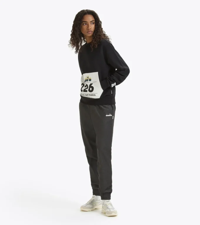 Sudadera Crew G.D. 1984 (226) Sudadera con cuello redondo – Unisex Sudadera Crew G.D. 1984 (226) Sudadera con cuello redondo – Unisex