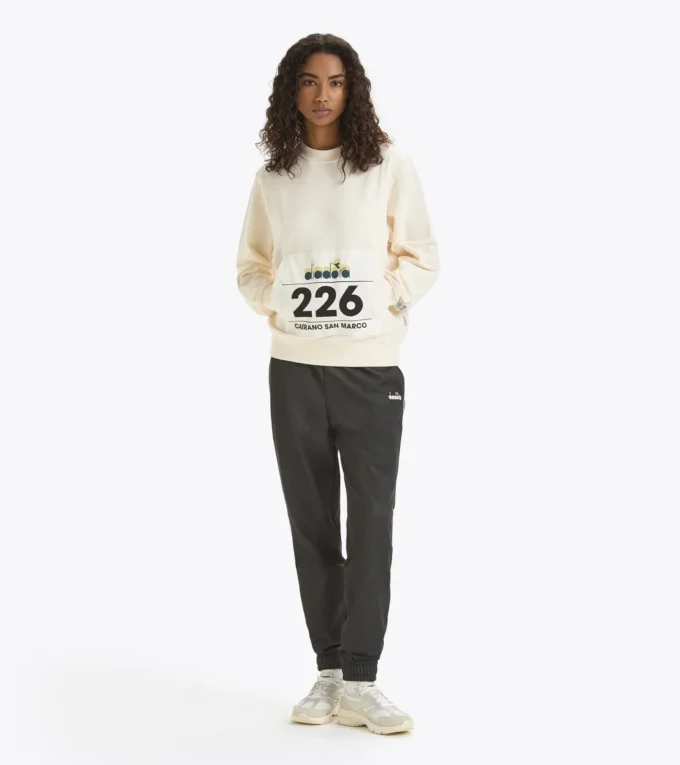 Sudadera Crew G.D. 1984 (226) Sudadera con cuello redondo – Unisex Sudadera Crew G.D. 1984 (226) Sudadera con cuello redondo – Unisex