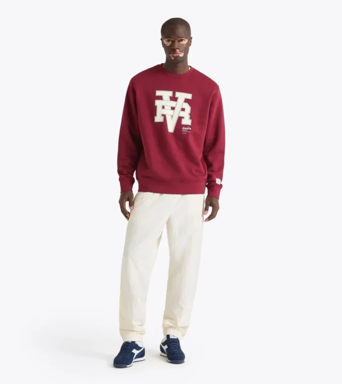 Sudadera Crew Run Valley Sudadera de cuello redondo inspirada en el estilo universitario – Run Valley Sudadera Crew Run Valley Sudadera de cuello redondo inspirada en el estilo universitario – Run Valley