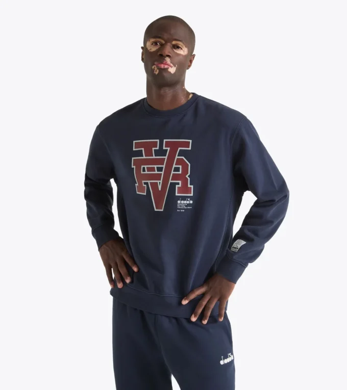 Sudadera Crew Run Valley Sudadera de cuello redondo inspirada en el estilo universitario – Run Valley Sudadera Crew Run Valley Sudadera de cuello redondo inspirada en el estilo universitario – Run Valley