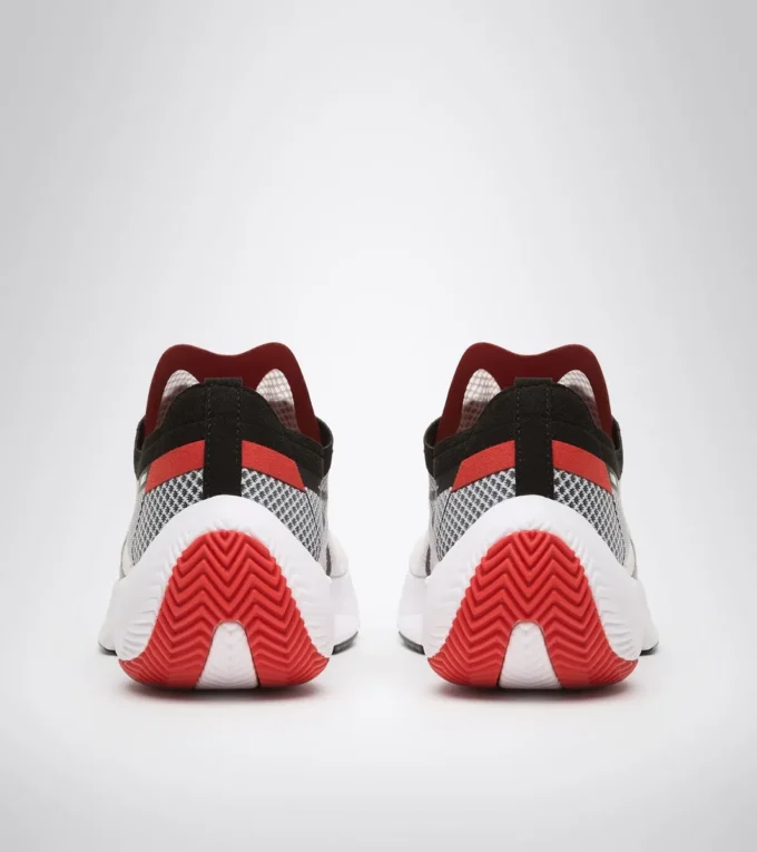 Zapatilla de running Equipe Corsa 2
