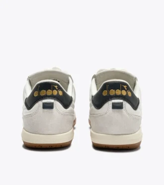 Zapatillas de cuero doradas para interior