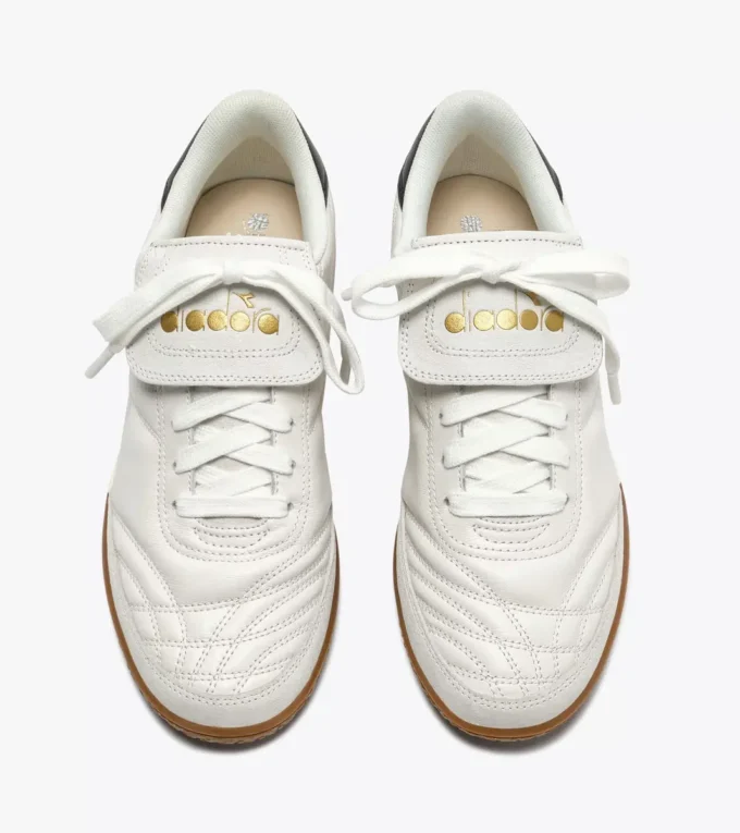 Zapatillas de cuero doradas para interior Zapatillas de cuero doradas para interior