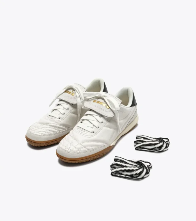 Zapatillas de cuero doradas para interior Zapatillas de cuero doradas para interior
