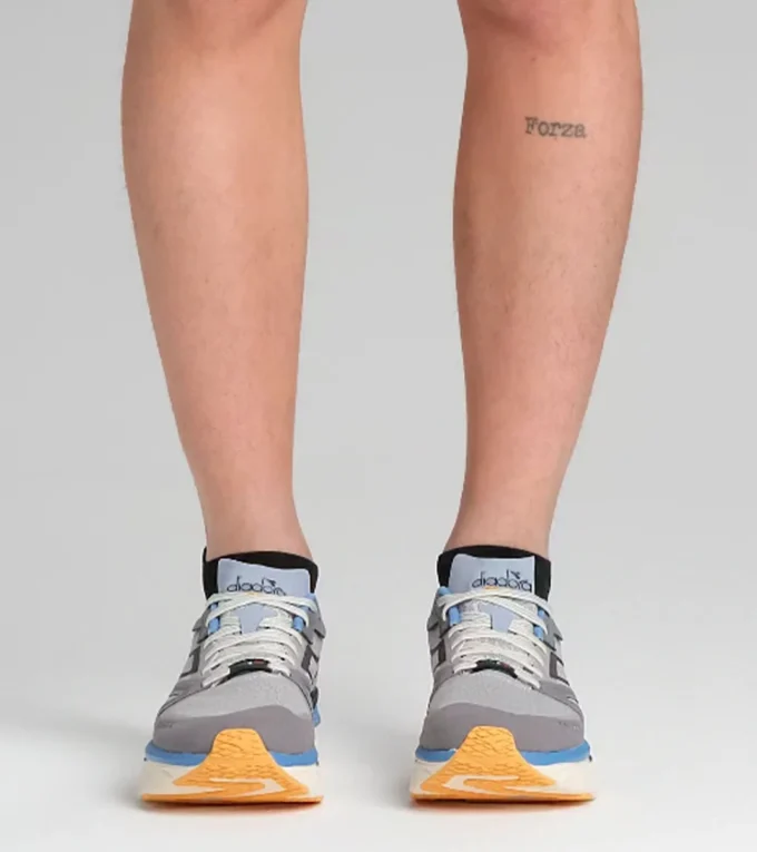 Zapatillas de running Atomo V7000-2 Made in Italy: ligereza y amortiguación, para todos los géneros
