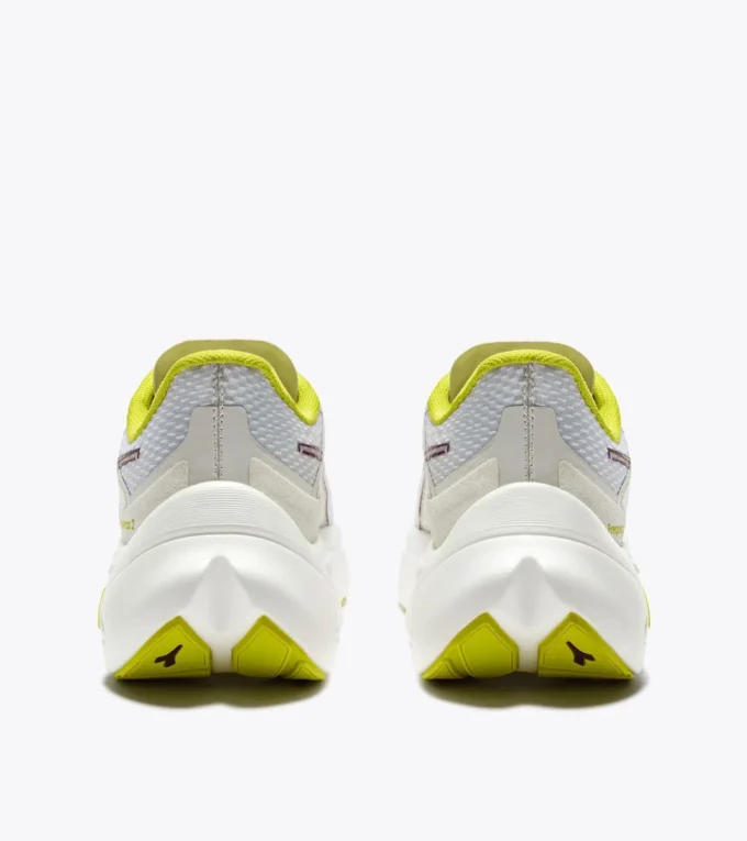 Zapatillas de running Frequenza 2 W: ligereza y reactividad Zapatillas de running Frequenza 2 W: ligereza y reactividad