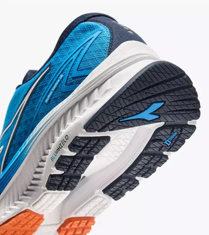 Zapatillas de running Mythos Blushield 10 Vortice: amortiguación y protección Zapatillas de running Mythos Blushield 10 Vortice: amortiguación y protección