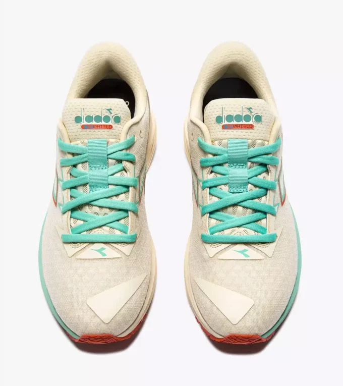 Zapatillas de running Mythos Blushield 10 Vortice W: amortiguación y protección.