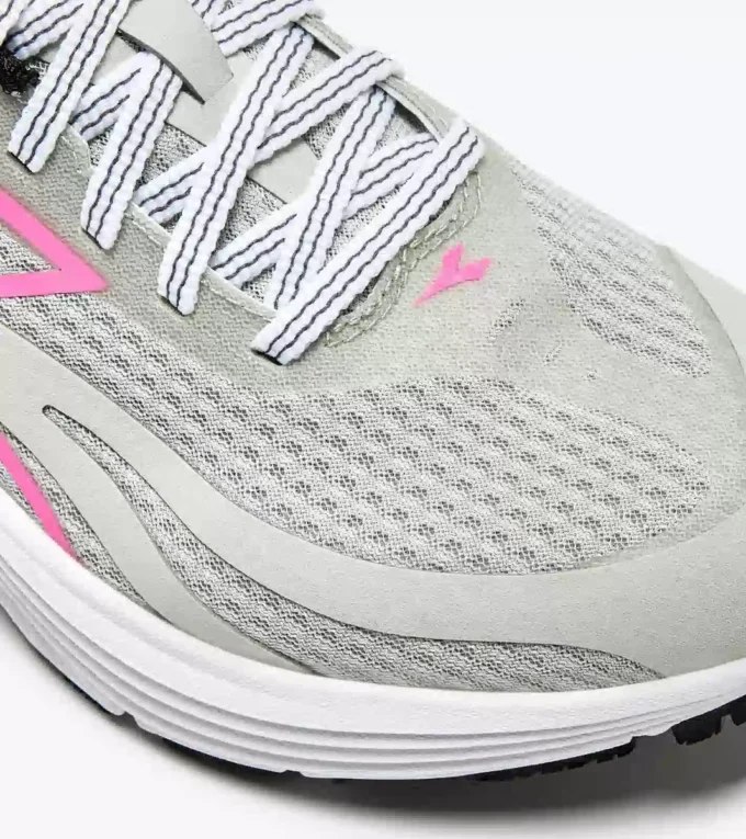 Zapatillas de running Mythos Blushield 9 Vortice W: amortiguación y protección