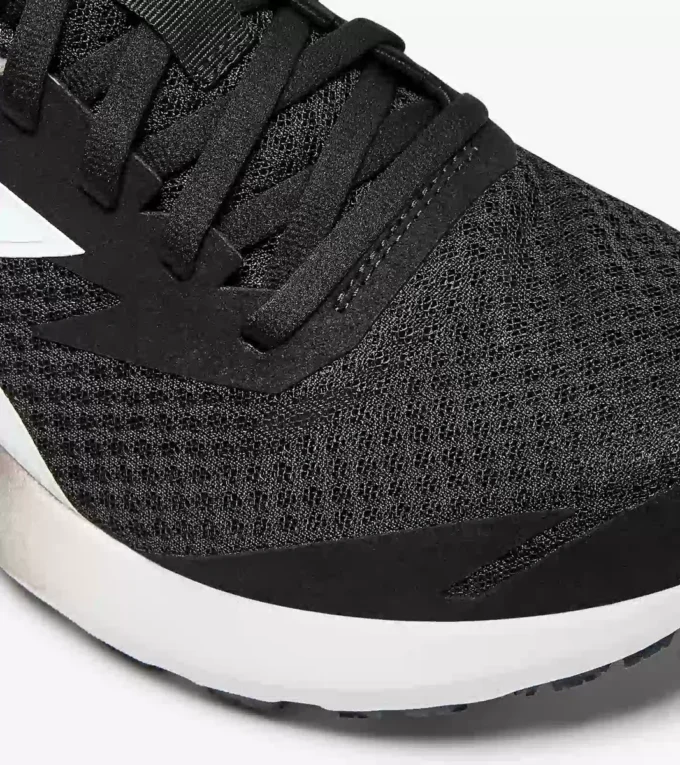 Zapatillas de running Mythos Blushield Vigore 3: estabilidad y protección Zapatillas de running Mythos Blushield Vigore 3: estabilidad y protección