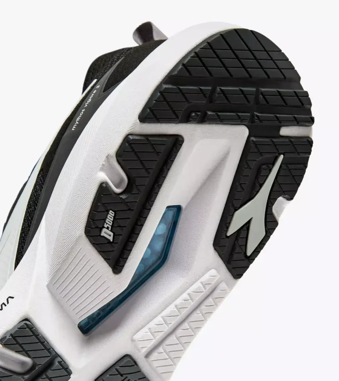 Zapatillas de running Mythos Blushield Vigore 3: estabilidad y protección Zapatillas de running Mythos Blushield Vigore 3: estabilidad y protección