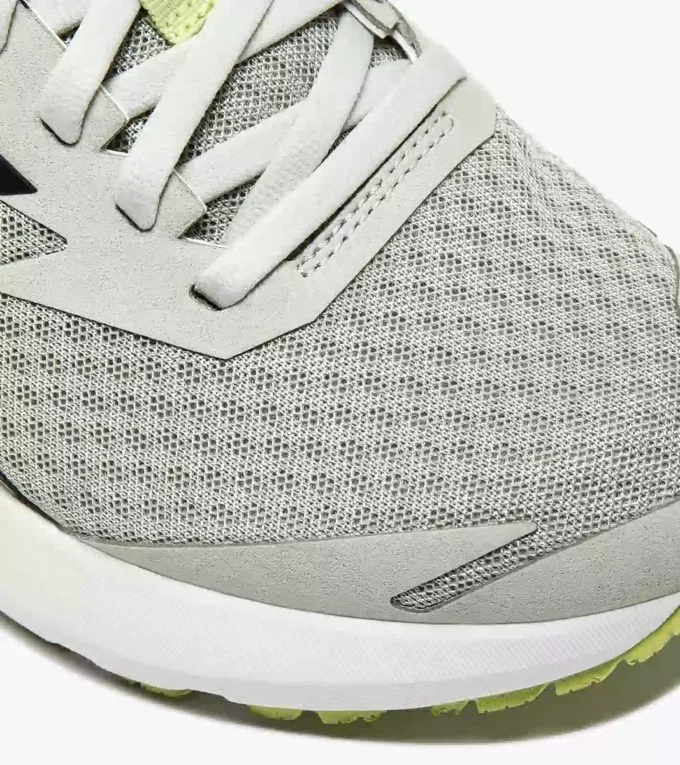 Zapatillas de running Mythos Blushield Vigore 3 W: estabilidad y protección Zapatillas de running Mythos Blushield Vigore 3 W: estabilidad y protección