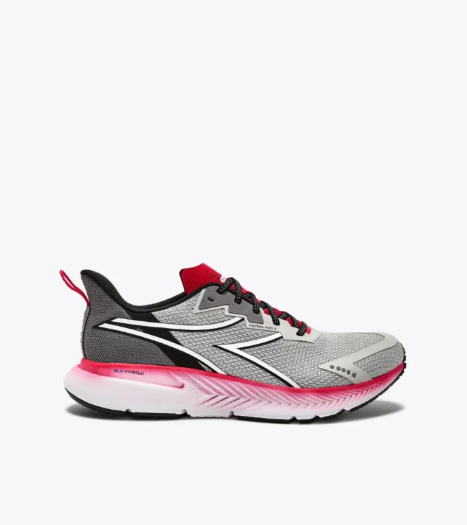 Zapatillas de running Mythos Blushield Volo 4: estabilidad y ligereza Zapatillas de running Mythos Blushield Volo 4: estabilidad y ligereza