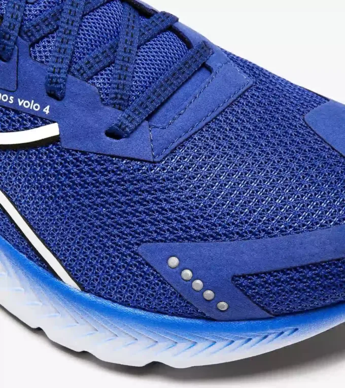Zapatillas de running Mythos Blushield Volo 4: estabilidad y ligereza