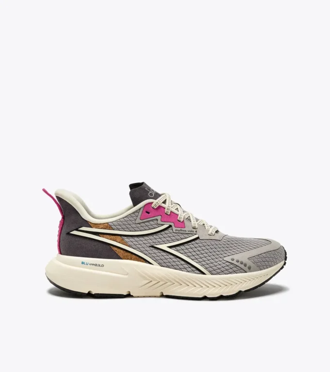 Zapatillas de running Mythos Blushield Volo 4 W 2030: fabricadas con materiales de bajo impacto medioambiental Zapatillas de running Mythos Blushield Volo 4 W 2030: fabricadas con materiales de bajo impacto medioambiental