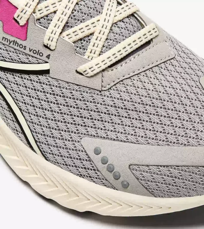 Zapatillas de running Mythos Blushield Volo 4 W 2030: fabricadas con materiales de bajo impacto medioambiental Zapatillas de running Mythos Blushield Volo 4 W 2030: fabricadas con materiales de bajo impacto medioambiental