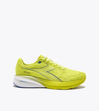 Zapatillas de running Mythos Blushield Volo 5: estabilidad y ligereza