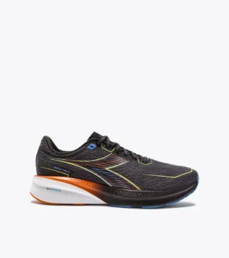 Zapatillas de running Mythos Blushield Volo 5: estabilidad y ligereza