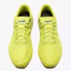 Zapatillas de running Mythos Blushield Volo 5: estabilidad y ligereza Zapatillas de running Mythos Blushield Volo 5: estabilidad y ligereza