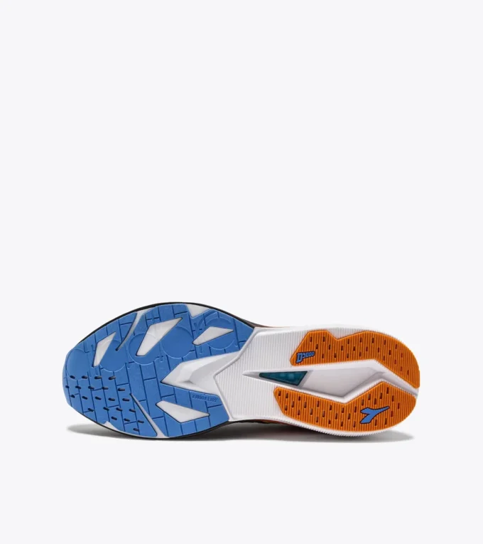 Zapatillas de running Mythos Blushield Volo 5: estabilidad y ligereza Zapatillas de running Mythos Blushield Volo 5: estabilidad y ligereza