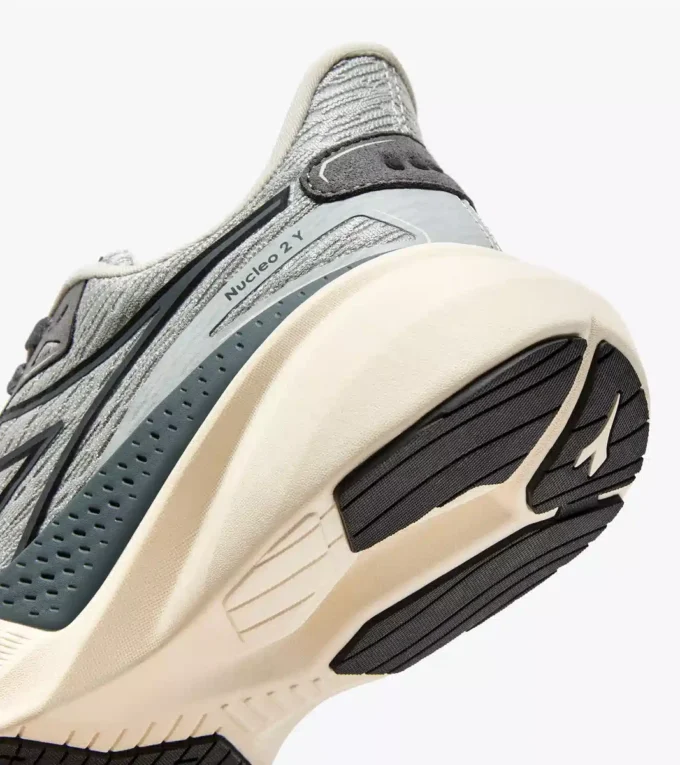 Zapatillas de running Nucleo 2 Y: estabilidad y ligereza, para niños y niñas Zapatillas de running Nucleo 2 Y: estabilidad y ligereza, para niños y niñas