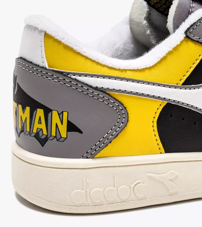 Zapatillas deportivas Magic Basket Low Ps Batman – Niños – De 4 a 8 años Zapatillas deportivas Magic Basket Low Ps Batman – Niños – De 4 a 8 años