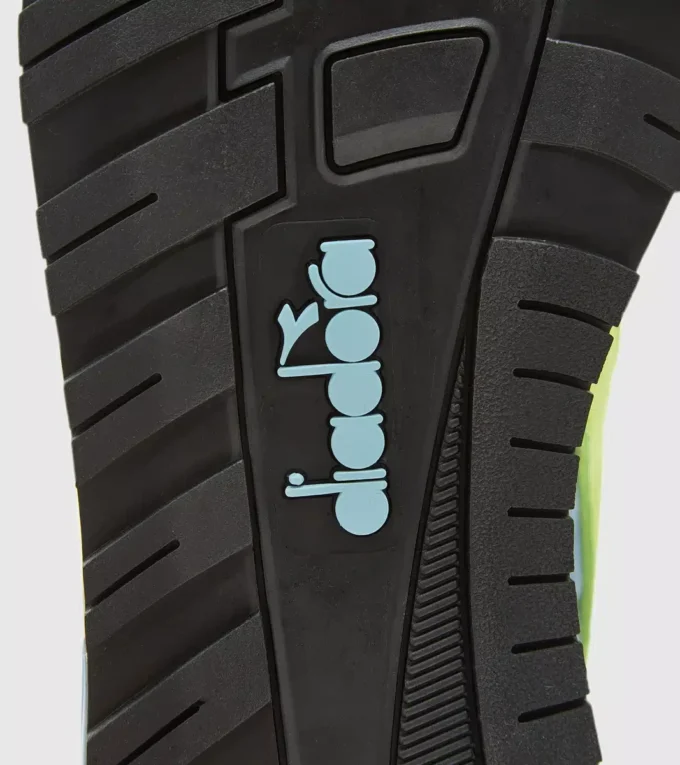 Zapatillas deportivas N9002