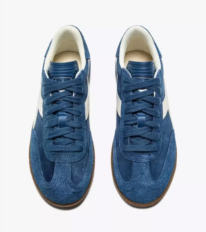 Zapatillas deportivas peludas Zapatillas deportivas peludas
